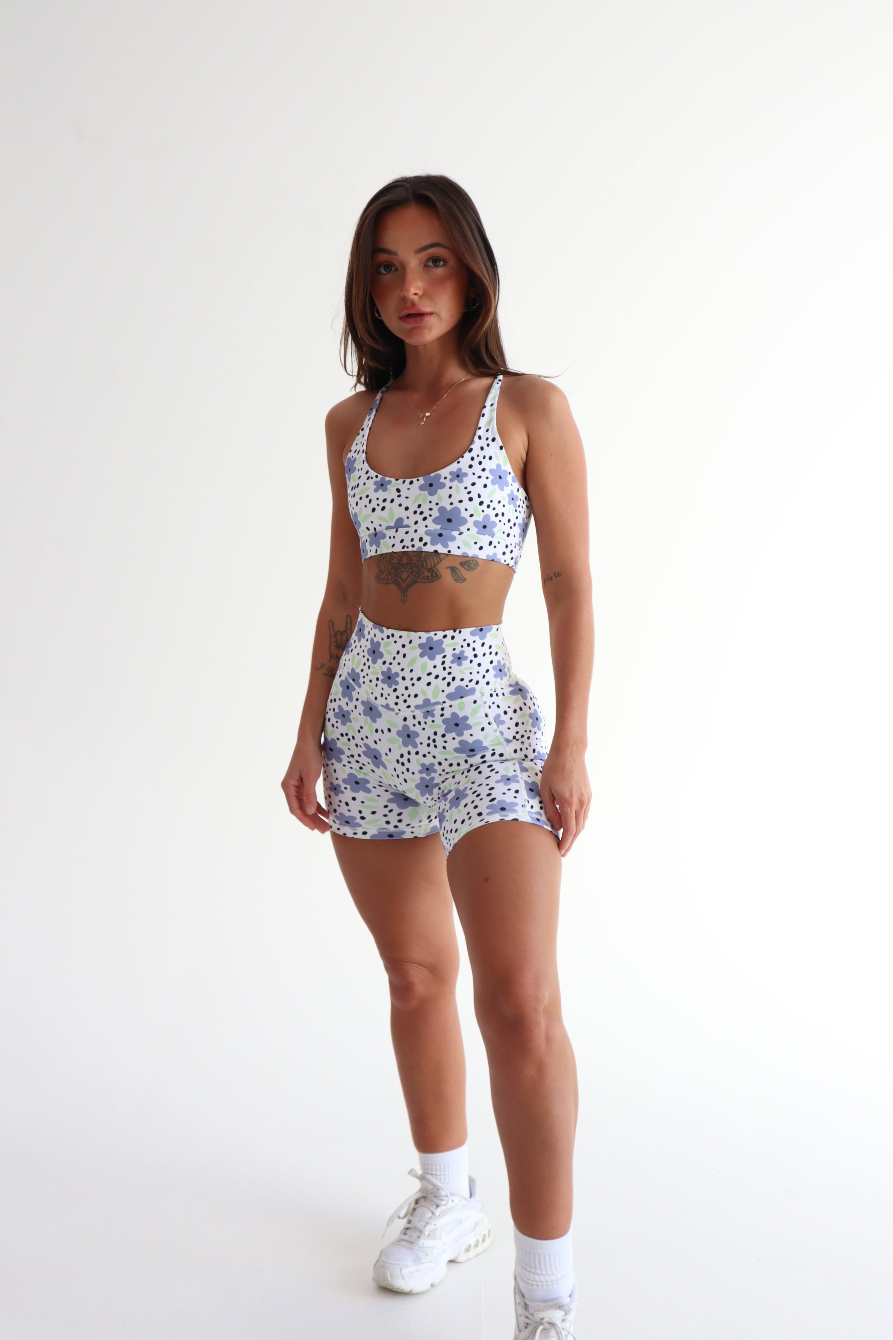 Dalilah Crop