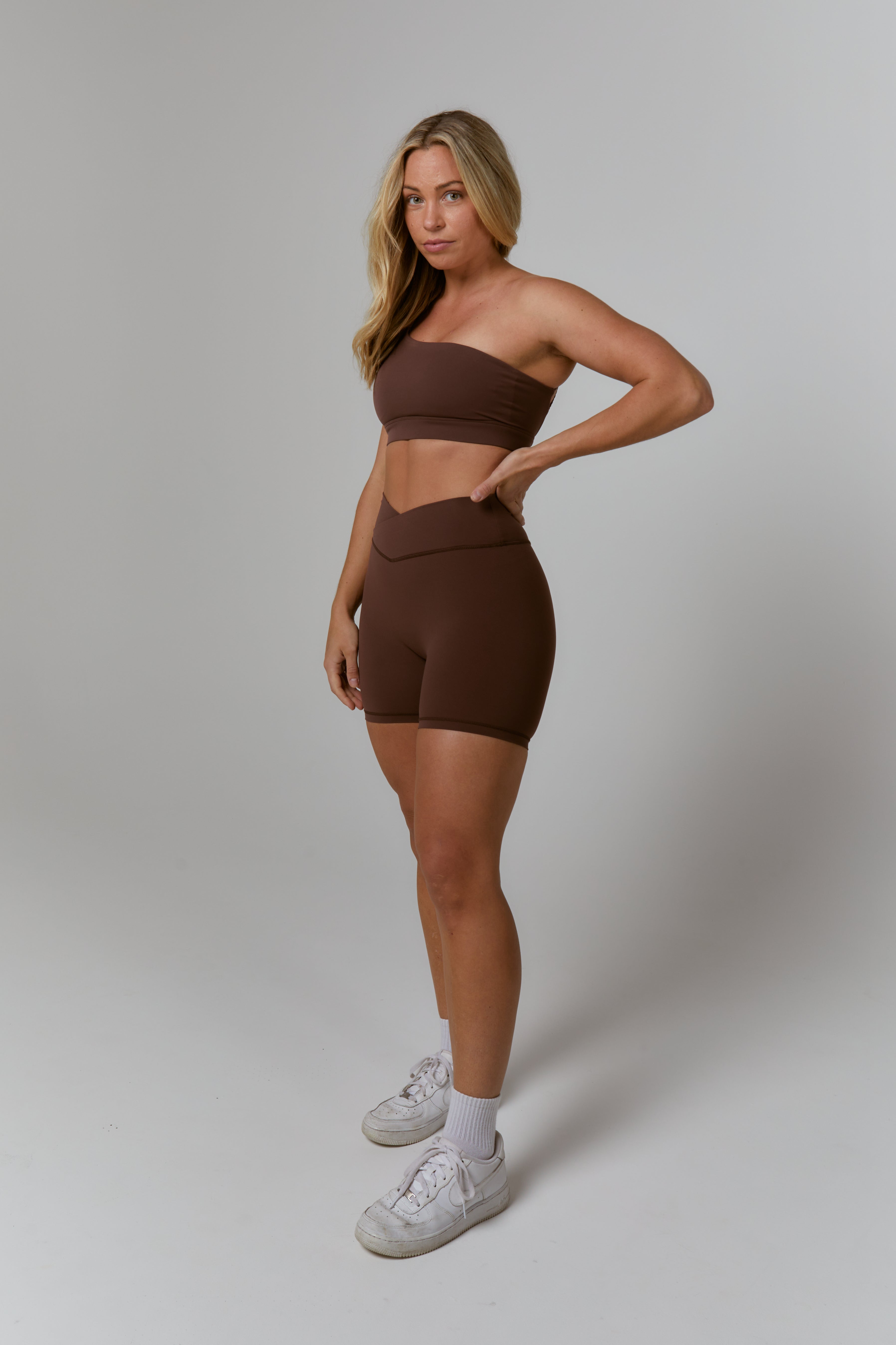Kiki Crop