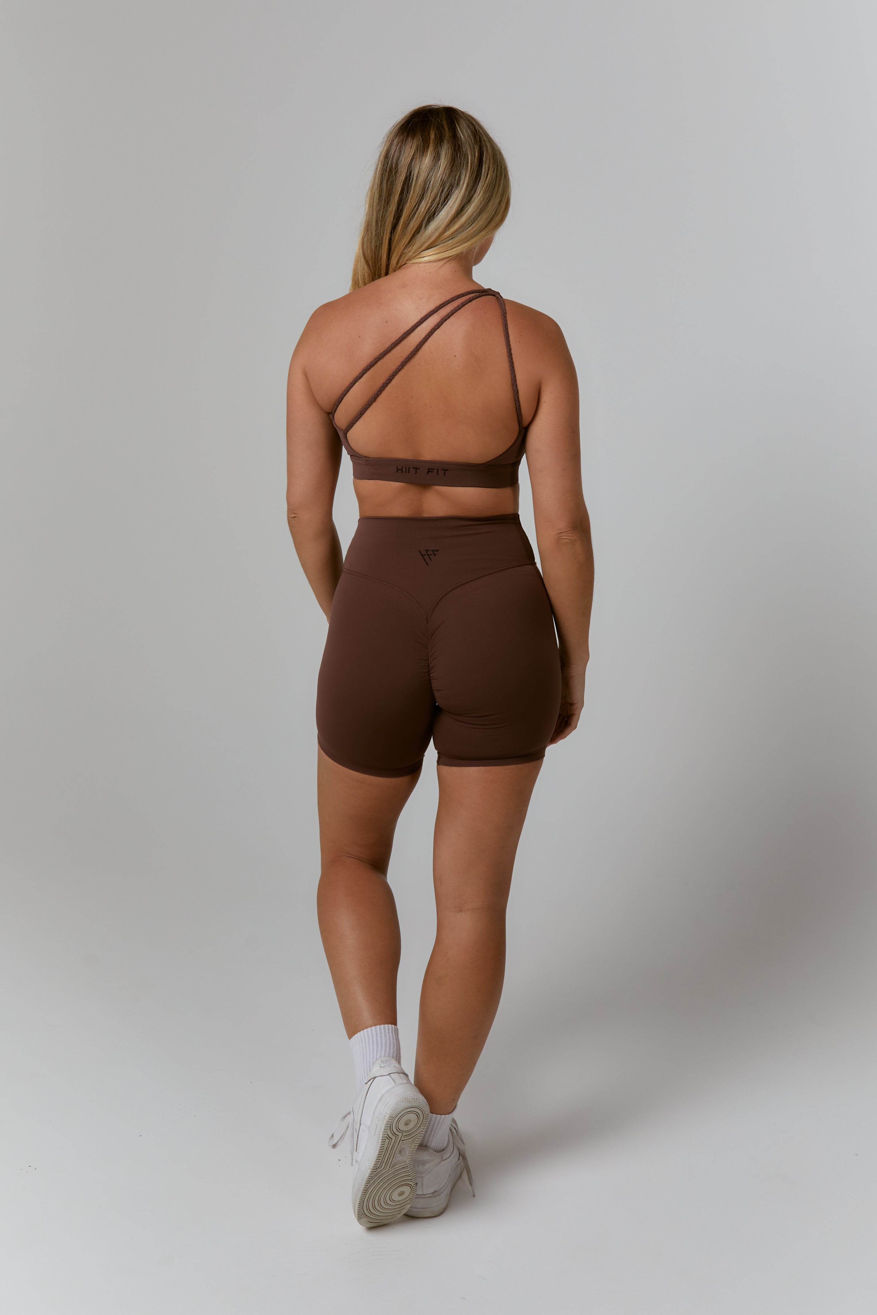 Kiki Crop